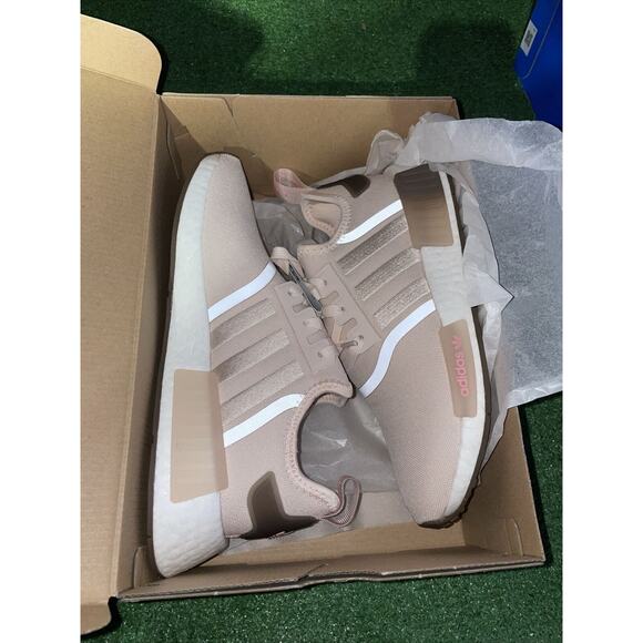Adidas Women's NMD R1 Running Shoes Light Pink/Brown Quartz #HQ4279 Size 7 - Picture 8 of 9